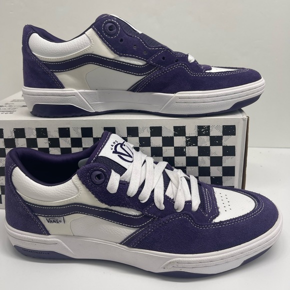 Vans Men's Purple and White Skate Rowan 2PurpleVN000D3SPRP Sneakers